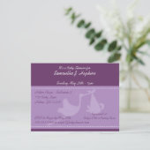 パープルストークベビーシャワー招待状カード 招待状 (スタンド正面)