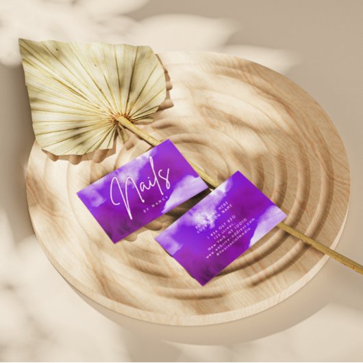 パープルスモーク&ネオンネイルアーティスト爪、 ネイルテック 名刺