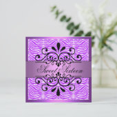 パープルゼブラストライプスウィート16誕生日招待状 招待状 (スタンド正面)