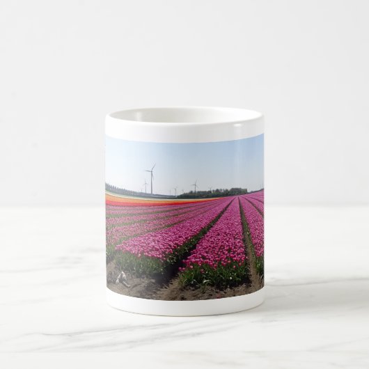 パープルチューリップフィールドパノラマコーヒーマグ コーヒーマグカップ (中央)