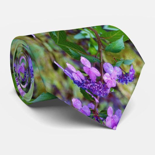 パープルツイストアンドシャウトアジサイの花 ネクタイ (ロール)