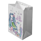 パープルティール(緑がかった色)マーメイドハッピーバースデー パーソナライズされた ミディアムペーパーバッグ (正面アングル)