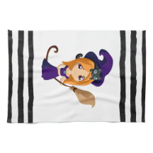 パープルハットハロウィンのかわいい魔女