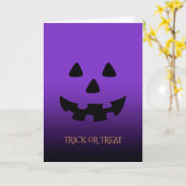 パープルハロウィーンカボチャ顔グリーティングカード カード (黄色い花)