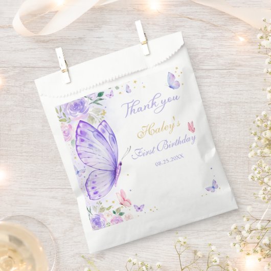 パープルバタフライフローラガール誕生日 フェイバーバッグ (クリップ留めされた状態)