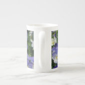 パープルパンシーズガーデンフローラ ボーンチャイナマグカップ (裏面)