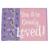 パープルパンシーフローラあなたが愛される抱き枕 ラージペーパーバッグ (正面)