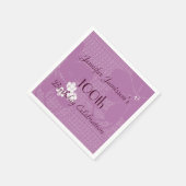 パープルパーソナライズされたフローラ100th誕生日パーティー スタンダードカクテルナプキン (角)