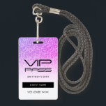 パープルピンクグラデーショングリッターVIPパスパーティー招待状 バッジ<br><div class="desc">祝スタイル。お客様のカスタマイズニーズに完全に対応できる。©ゴルホデザイン。Zazzleプラットフォームを介してあなたのために作られた。//お使いの救済デザインが必要か？他得のアイディア?感じ連絡直接私（ゾー）。</div>