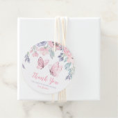 パープルピンクフローラバタフライガールベビーシャワー フェイバータグ (インサイチュ)