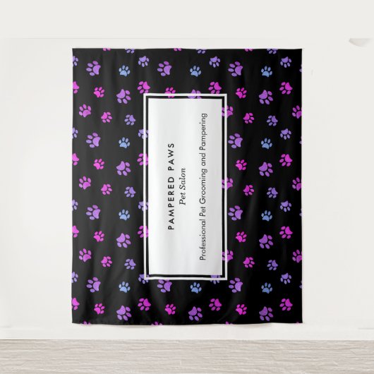 パープルピンクブルーポープリントズプロフェッショナルペットサロン タペストリー (正面)