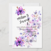 パープルピンクラベンダーフラワーファースト誕生日写真 招待状 (正面)