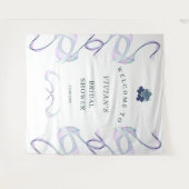 パープルフェイズフローラブライダルシャワー歓迎 タペストリー (正面(横))