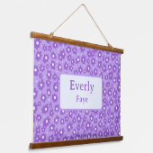 パープルフラワーズ名前をカスタムするキッズルーム子供部屋アート 吊り下げ型タペストリー (傾斜あり)