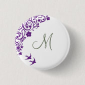 パープルフローラオリーブグリーンイニシャルスクリプトモノグラム 缶バッジ (正面)