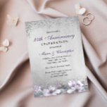 パープルフローラシルバー25結婚周年 招待状<br><div class="desc">パープルフローラシルバー25結婚th's Anniversary招待状ニッチとネストストアのデザインのマッチングコレクションを参照する礼儀： https://www.etsy.com/shop/SmallHouseBigPony</div>