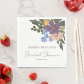 パープルフローラ&グリーンリーブーケブライダルシャワー スタンダードランチョンナプキン (インサイチュ)