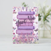 パープルブックスタック ワイルドフラワー バタフライ スクリプト サンキューカード (スタンド正面)