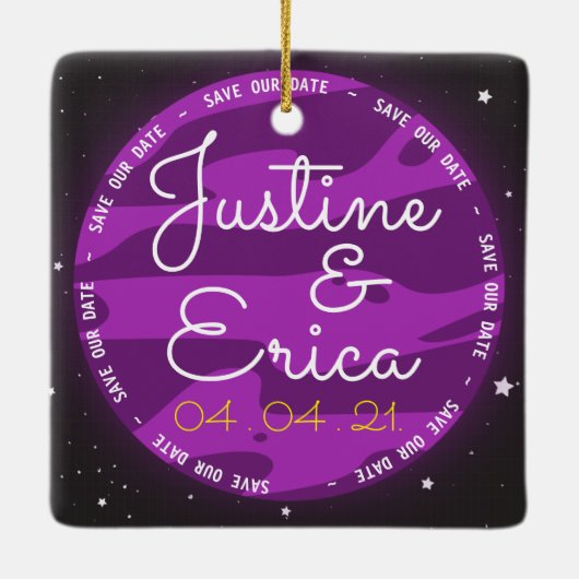 パープルプラネット宇宙救をテーマにした私たちの日付 セラミックオーナメント (裏面)