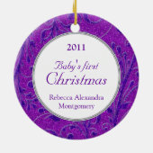パープルベビー初めてのクリスマスオーナメント セラミックオーナメント (裏面)