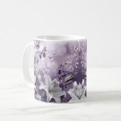 パープルホワイトの立体花と蝶々マグ コーヒーマグカップ (正面左)
