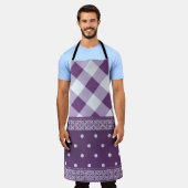 パープルホワイト市松模様に水玉模様フローラダマスクアート エプロン (着用した状態)