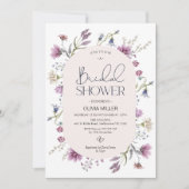 パープルマウヴモダンワイルドフラワーズブライダルシャワー 招待状 (正面)