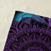 パープルマンダラはっきりしたブラックカラフルチャクラ ビーチタオル (インサイチュ)