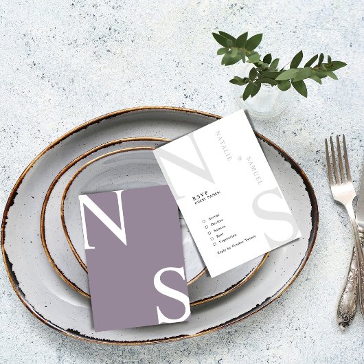 パープルミニマルエレガントリストはっきりしたとイニシャル結婚ズ 出欠カード