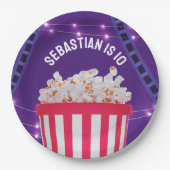 パープルムービーナイトポップコーンボックス子供の誕生日パーティー ペーパープレート (正面)
