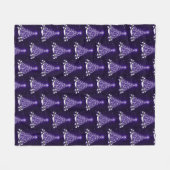 パープルモダンホリデーツリーモチーフ フリースブランケット (正面(横))