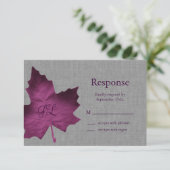 パープルリネンモノグラムのRSVP 出欠カード (スタンド正面)