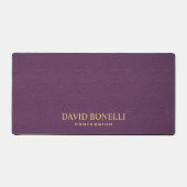 パープルレザーの名男らしパーソナライズされた前 デスクマット (正面)