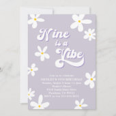 パープルレトロデイジーナインはヴィベ誕生日 招待状 (正面)