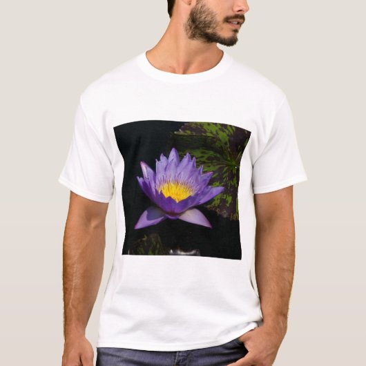 パープルロータス ウォーターリリー Tシャツ (正面)