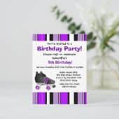 パープルローラースケートの誕生日パーティー-パープルストライプ 招待状 (スタンド正面)