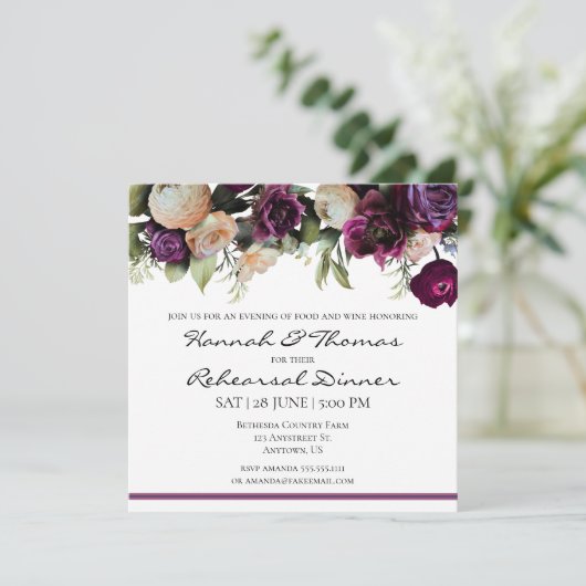 パープルヴィンテージフローラリハーサルディナー招待状 招待状 (スタンド正面)