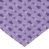 パープル伝統的クリスマスツリー&トナカイ テーブルクロス (アングル)