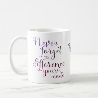パープル忘れは今までの違いを決して コーヒーマグカップ