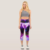 パープル素晴らしとブラックサボテンのダリア カプリレギンス (正面)