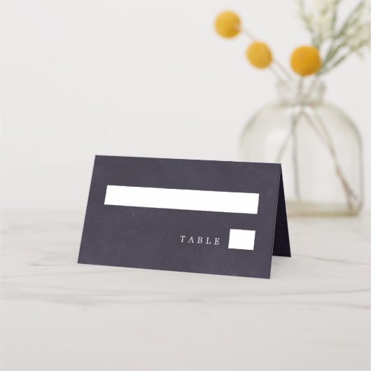 パープル結婚のエレガントタイポグラフィ プレイスカード (正面)