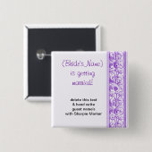 パープル結婚フローラのブライダルシャワー名ピン 缶バッジ (正面&裏面)