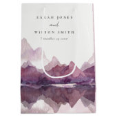 パープル薄紫ウォーターカラーマウンテンレイク結婚ズ ミディアムペーパーバッグ (裏面)