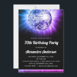 パープル70th誕生日パーティー70のディスコボール 招待状<br><div class="desc">パープル70th Birthday Party 70のディスコボール招待状でディスコ時代にタイムスリップ。この懐鮮やかかしい招待は、あなたのマイルストーンお祝いのための気分を設定する完璧な方法である。紫の輝く色合いで、この招待は70年代のエネルギーとおもしろいを捉える。ディスコのボールグラフィックは、ライトで照らされたダンスフロアの日に戻きらめくる。ディスコをテーマにしたbashや、70年代の魔法のtouchを注入したいイベントにとって理想的な選択だ。私たちの招待はカスタマイズ、お客様が祭りに参加する招待状を個人的で思い出に残る方法を作りて、詳細を行うことを可能にする。その印象的なデザインと品質の印刷で、それはステートメントを作り、思い出に残る70歳の誕生日パーティーのためのステージを設定する準備ができている。パープル70thバースデー祝タ・パーティ70sディスコ・ボールの招待状でダンスや思い出の準備を整え、あなたのマイルストーンの誕生日をグルーヴで忘れられない出来事にする。応援は70年の人生に！</div>
