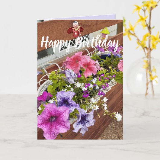 パープル&かわいらしピンクペチュニアスガーデン誕生日 カード (黄色い花)