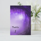 パープル エンチャンテッド フォレスト ウェディング テーブル ナンバー カード (スタンド正面)