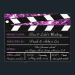 パープル・グラマラスなクラッパーボード ウェディング招待状 招待状<br><div class="desc">ユニークで、華やかで、楽しい、モダンでありながらレトロな雰囲気。特に映画好きのカップルにぴったりな、どんな季節にも合う招待状です。 デフォルトのテキスト（サンプル情報）は、完全に自分の言葉にカスタマイズでき、フォント、サイズ、色も変更できます。 テキストのみを変更する場合は、「パーソナライズ」オプションを使用してください。 フォント、フォントの色、フォントサイズ、またはテキストの配置を変更するなど、より広範囲にわたる変更を行う場合は、「カスタマイズ」オプションを使用してください。 必要なものを追加し、不要なものを削除して、心のままにカスタマイズしてください。 テキストを変更するだけで、他の祝賀会のニーズに簡単に変更して合わせることができます。 ご覧いただきありがとうございます。</div>