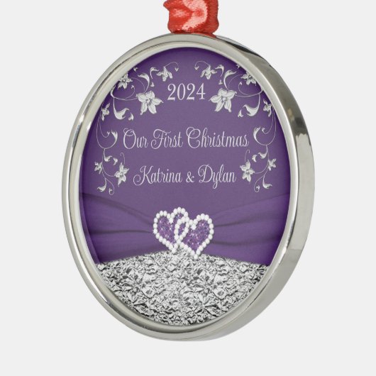 パープル、グレイ　ラブハーツ　ウェディング　ファースト　クリスマス メタルオーナメント (左)