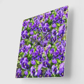 パープル・パンシー・フィールド スクエア壁時計 (傾斜)