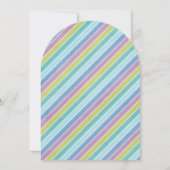 パープル フローラル レインボー 子供の誕生日招待状 招待状 (裏面)